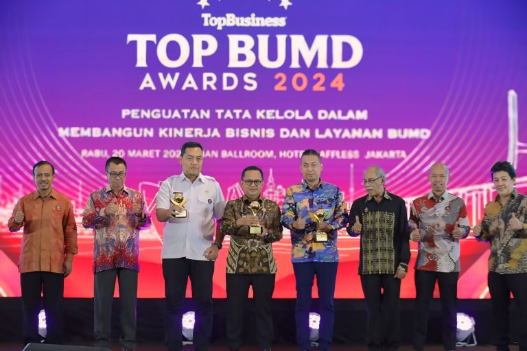 Tiga BUMD Kota Bekasi Raih Top BUMD Awards 2024 PERUMDA TIRTA