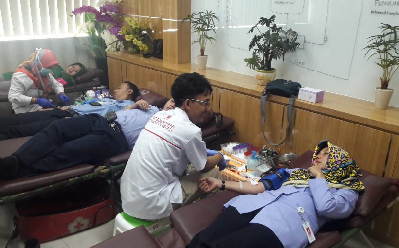 PDAM Tirta Bhagasasi Kerjasama PMI Selenggarakan Donor Darah