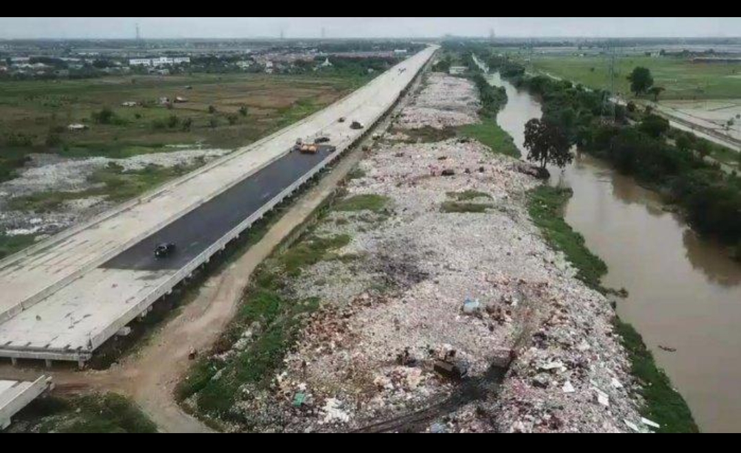 Pemkab Bekasi Ancam Pidana Pembuang Sampah Di Kali CBL - PERUMDA TIRTA ...