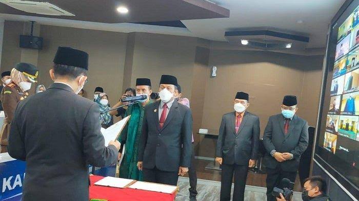 Dani Ramdan Lantik Herman Hanafi Jadi Penjabat Sekda Kabupaten Bekasi