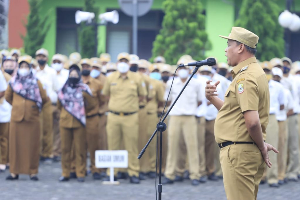 Pelaksana Tugas Wali Kota Bekasi Tri Adhianto Memerintahkan Kepala Dinas Pendidikan untuk Mempersiapkan dengan Matang Terkait dan Baik Mekanisme Penerimaan Peserta Didik Baru Tahun Ajaran 2022
