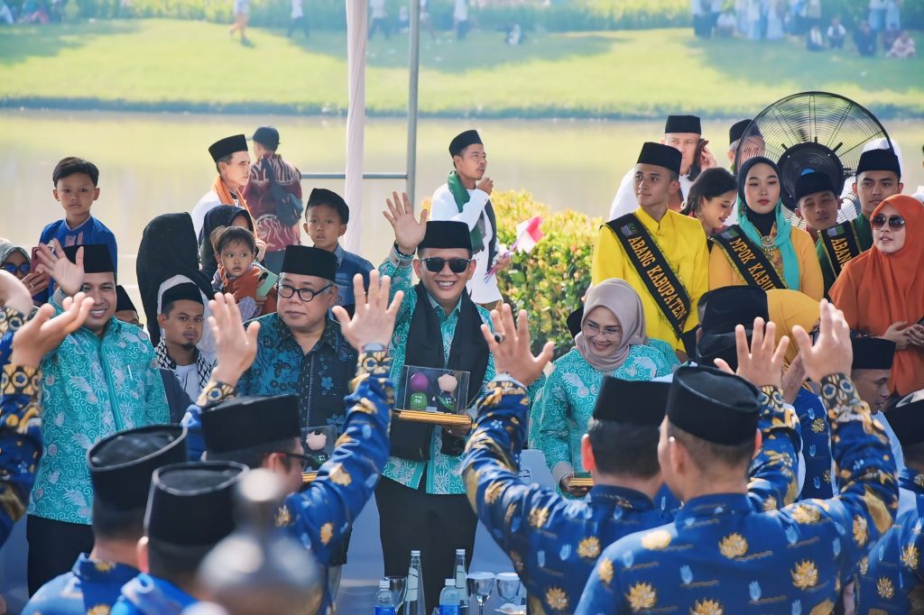 Meriahnya Pawai Taaruf MTQ Ke 38 Tingkat Jawa Barat di Kabupaten Bekasi