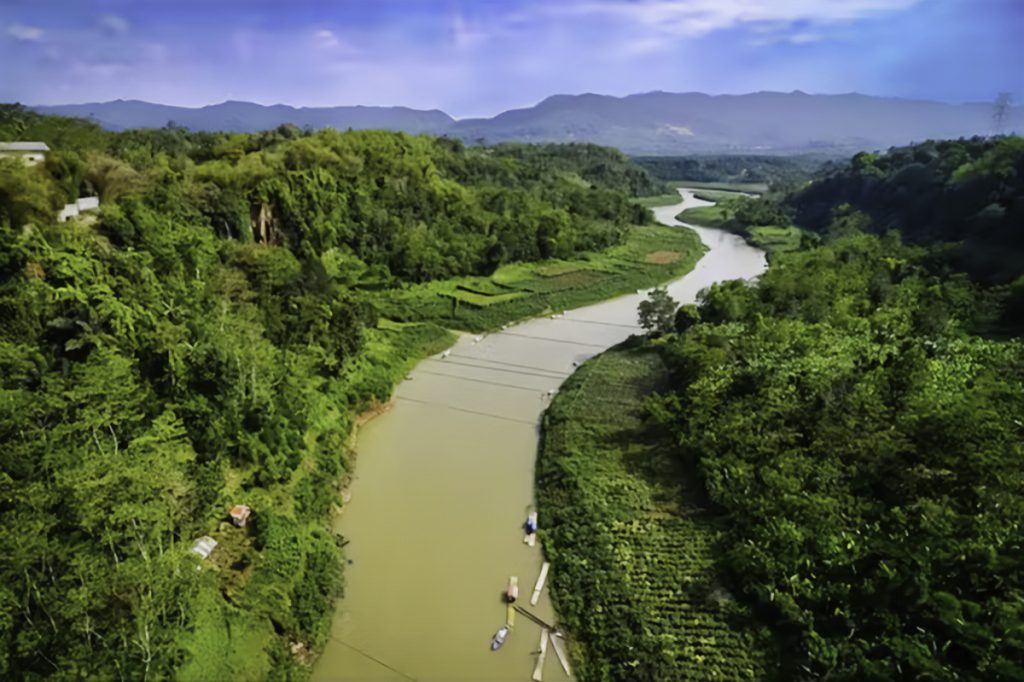 Jaga Kelestarian Sungai Citarum Lewat Program Citarum Harum