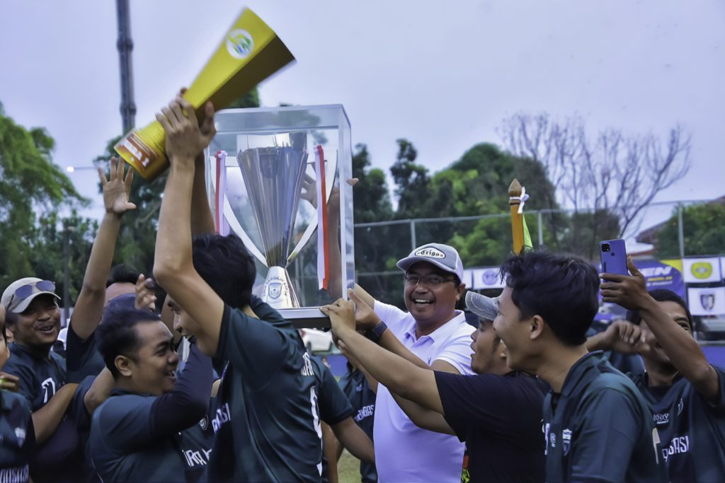 HUT ke-43, Tim Sepakbola Cabang Tarumajaya Juara 1