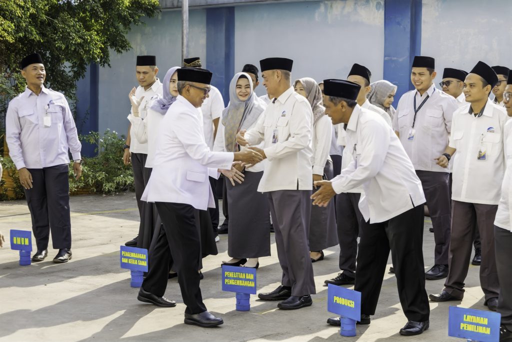 Direktur Teknik Perumda Tirta Bhagasasi Mengajak Pegawai Meraih Kembali Kejayaan