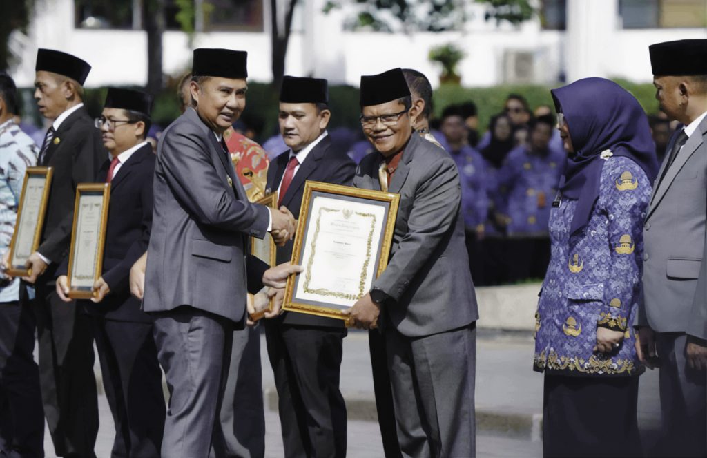 Pemprov Jabar Berikan Penghargaan ODF Kabupaten Bekasi