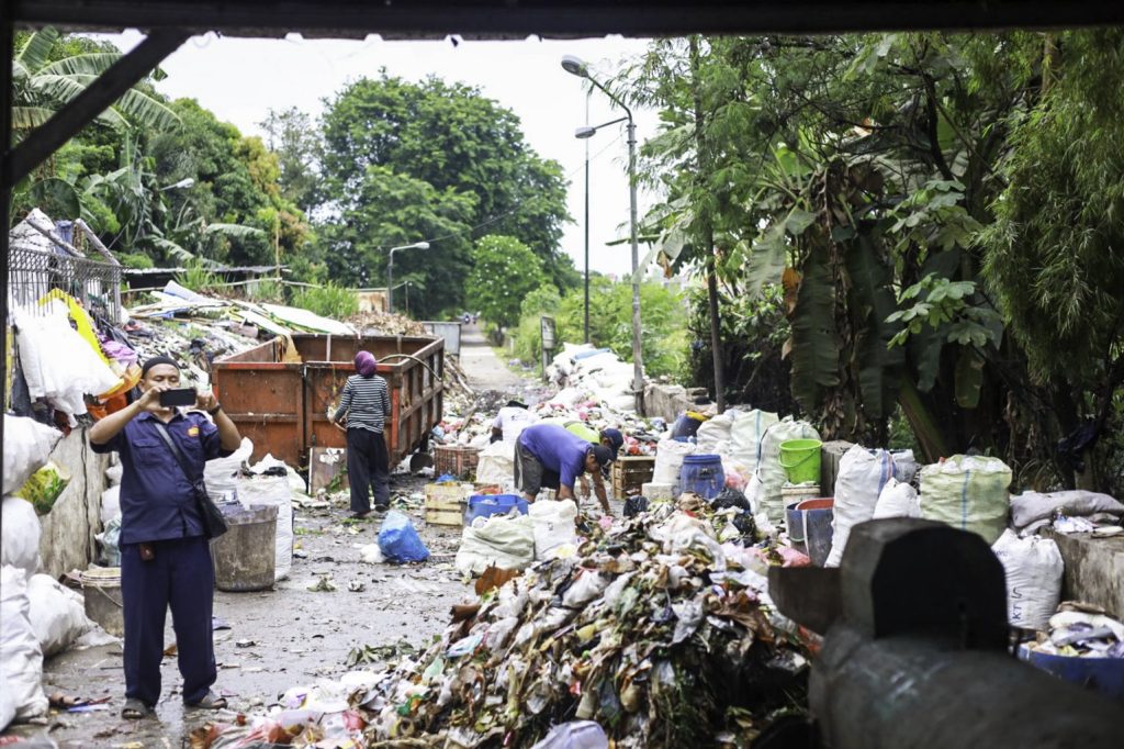 Warga Bekasi Kelola Sampah Menjadi Biogas