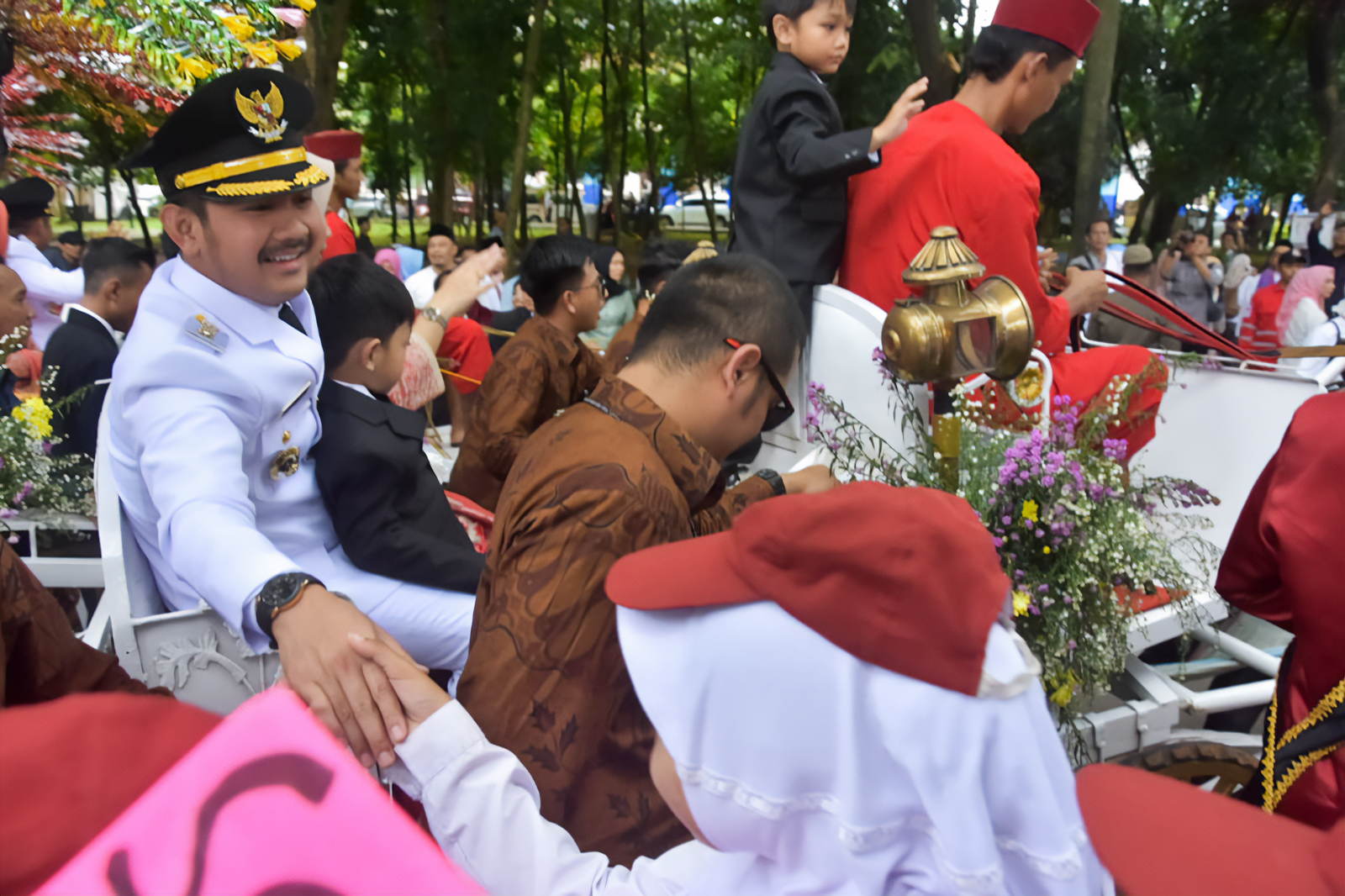 Program 100 Hari Kerja Ade Kuswara Kunang dan Asep Surya Atmaja di Kabupaten Bekasi