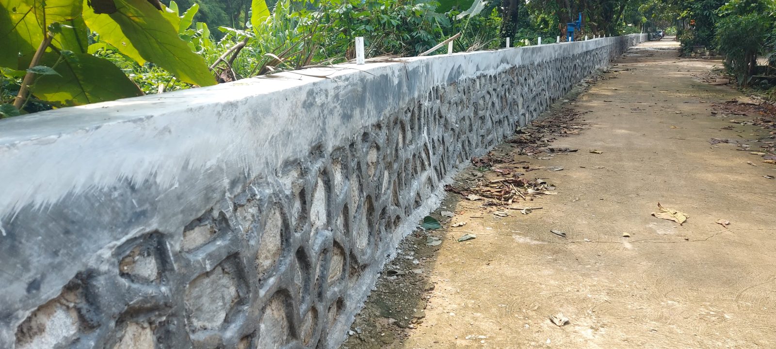 BBWSCC Bangun Tanggul Darurat di 2 Lokasi